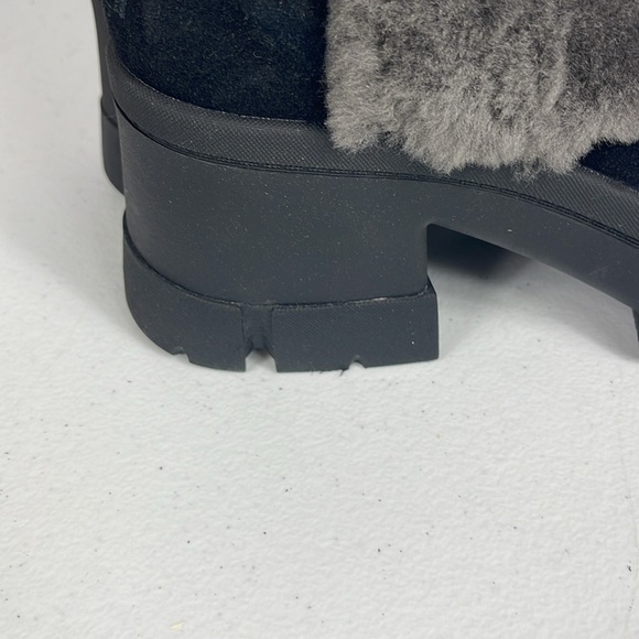 UGG Brooklyn Sunburst Heeled Boot Black Sz 9 heel 3in NIB - Picture 9 of 11